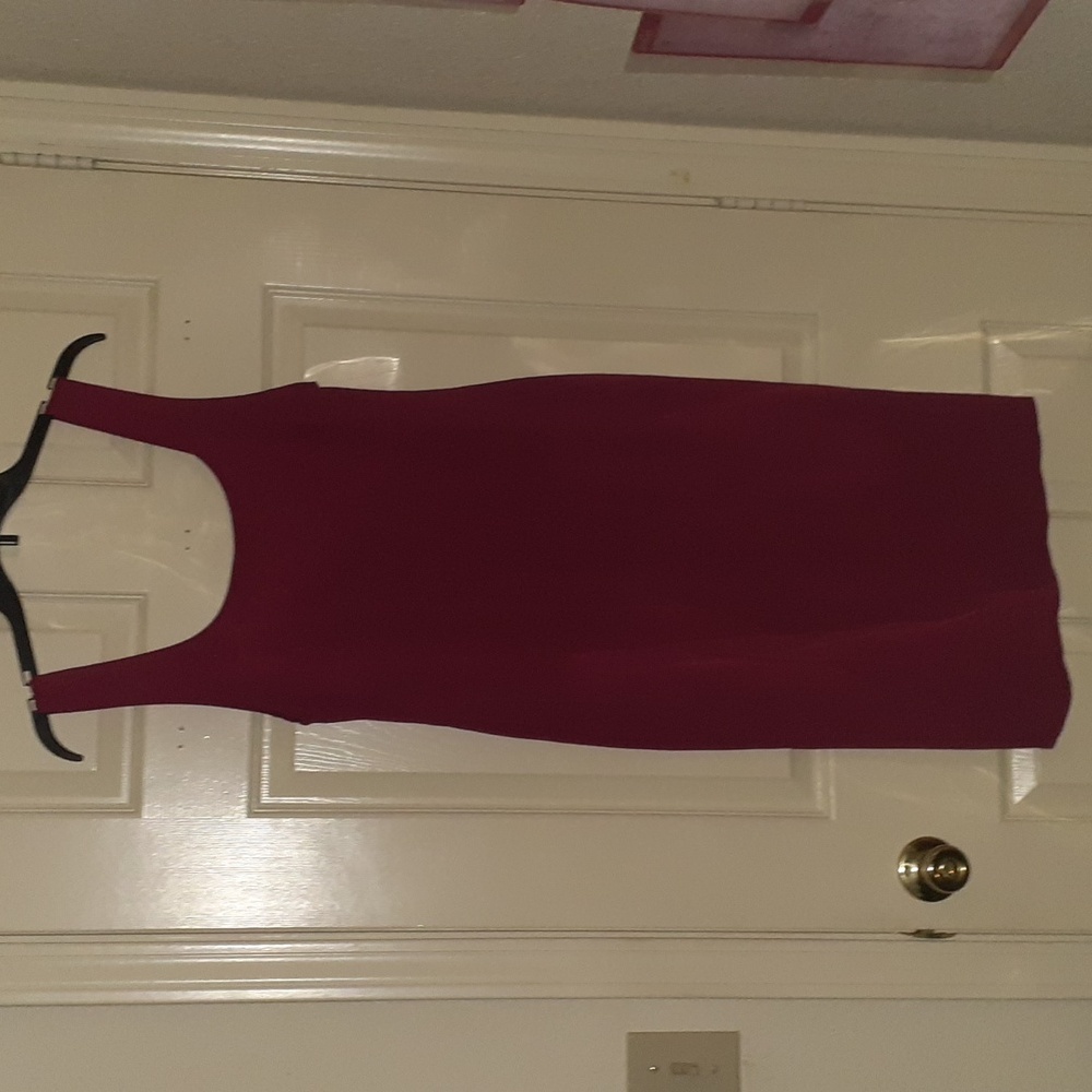 🌻5 for $20 plum midi dress